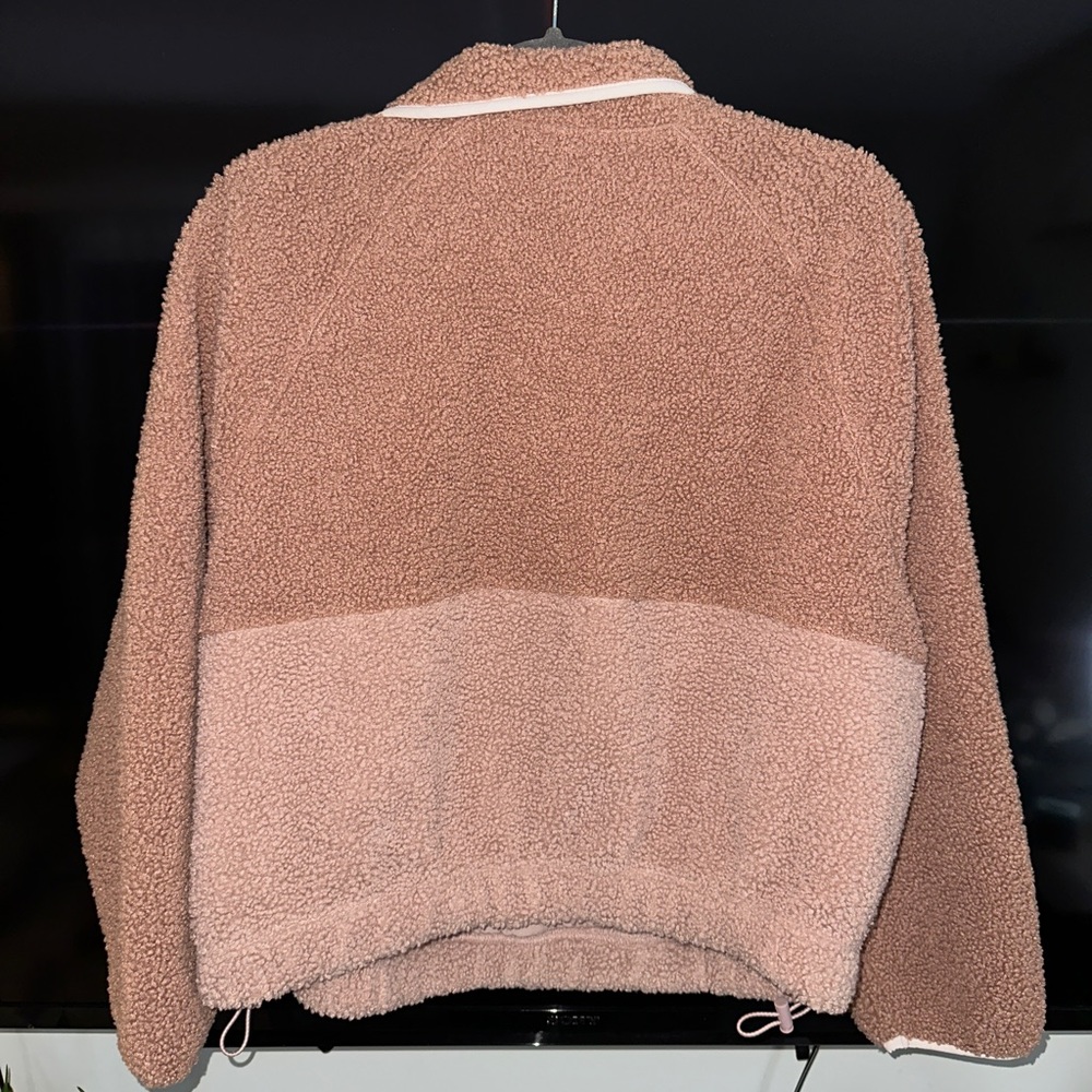 Sherpa pullover - Picture 2 of 3